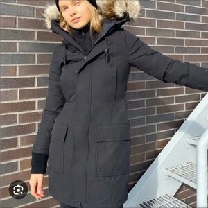 Aritzia | GOLDEN by TNA Bancroft Parka, Black, Small